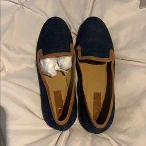 New Nine West Loafers Navy Blue and Tan Size 8.